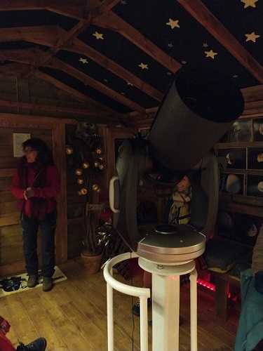 Sesión de observación astronómica con monitor starlight en Polaris. Gredos.