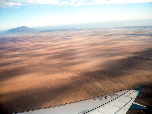 El desierto de Atacama (Chile) y el de Chott ElDjerid (Túnez) fueron estudiados por Felipe Gómez y su equipo en busca de formas de vida.