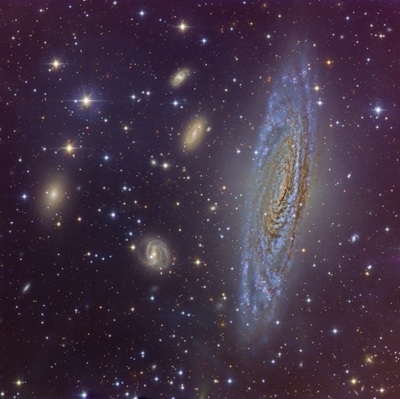 Leyenda y créditos de la imagen: NGC 7331 con el telescopio Zeiss de 3,5 metros del Observatorio de Calar Alto y la cámara LAICA ( Descubre / CAHA / OAUV / DSA ). Vicent Peris (OAUV/DSA/ PTeam ). Procesada íntegramente con PixInsight 1.2. Haga clic en la imagen para descargar una versión de alta resolución (escala de la imagen: 0,23 segundos de arco por píxel).